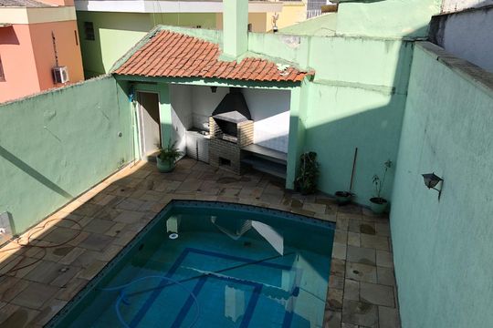 Vista de casa à venda com 4 quartos, 549m² em Jardim do Mar, São Bernardo do Campo