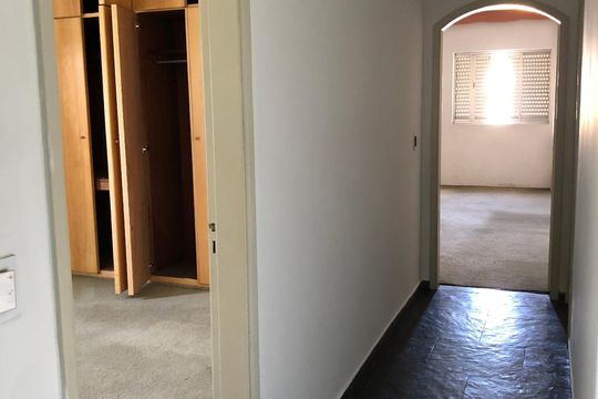 Corredor de casa à venda com 4 quartos, 549m² em Jardim do Mar, São Bernardo do Campo