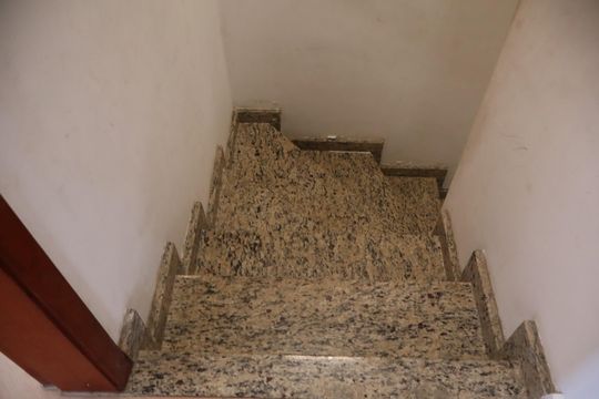 Escada piso superior de casa para alugar com 3 quartos, 70m² em Vila Formosa, São Paulo