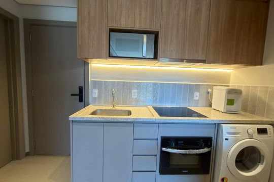 Cozinha de apartamento para alugar com 2 quartos, 45m² em Águas Claras, Brasília