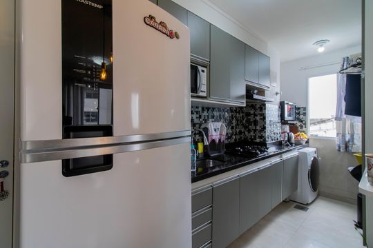 Cozinha de apartamento à venda com 2 quartos, 36m² em Vila das Bandeiras, Guarulhos