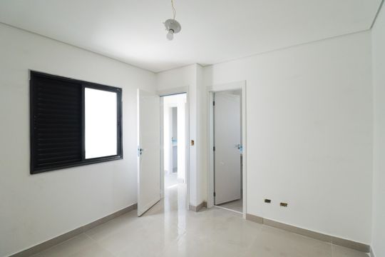 Suíte  de apartamento à venda com 2 quartos, 62m² em Jardim Sao Miguel, São Paulo