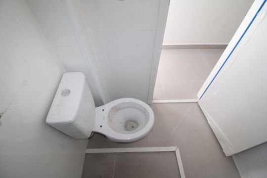 Banheiro de apartamento à venda com 2 quartos, 61m² em Jardim Sao Miguel, São Paulo