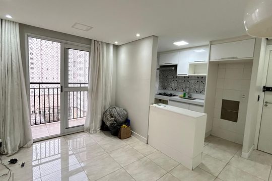 Sala de apartamento para alugar com 3 quartos, 57m² em Jardim Las Vegas, Guarulhos