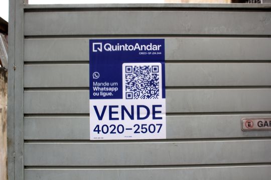 Placa de casa à venda com 2 quartos, 114m² em Caxingui, São Paulo