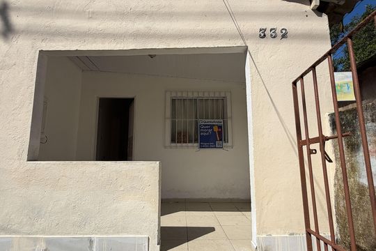 Fachada de casa para alugar com 2 quartos, 120m² em Morro Nova Cintra, Santos