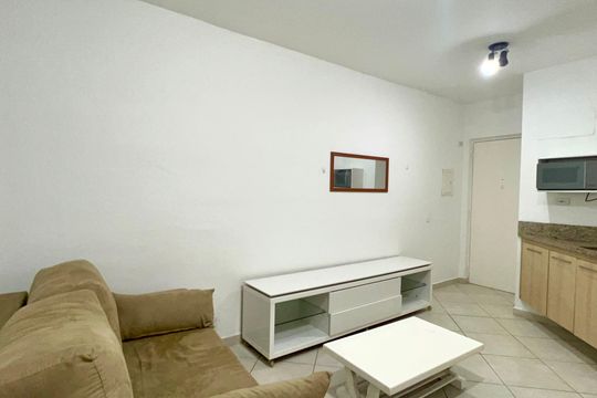 Sala de apartamento para alugar com 1 quarto, 35m² em Pinheiros, São Paulo