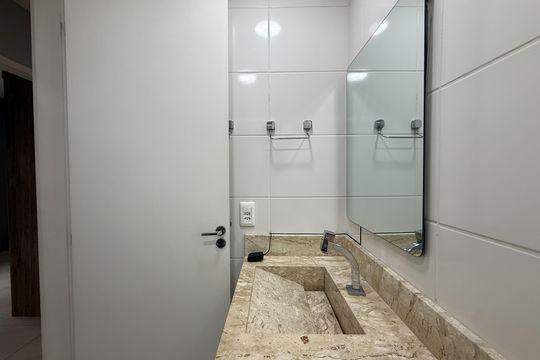 Banheiro de apartamento para alugar com 2 quartos, 43m² em Vila Pirituba, São Paulo