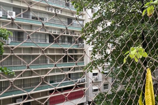 Vista de apartamento à venda com 3 quartos, 100m² em Copacabana, Rio de Janeiro