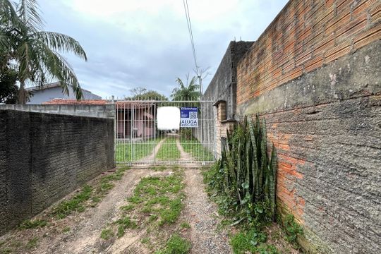 Fachada de casa para alugar com 2 quartos, 20m² em Campeche Leste, Florianópolis