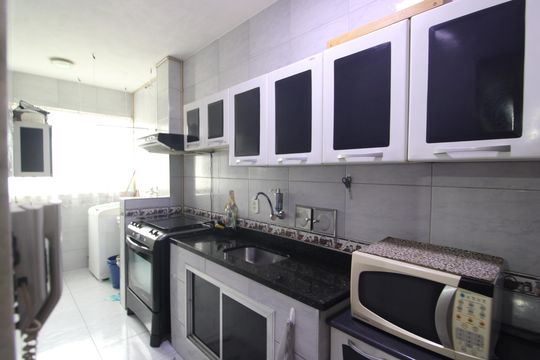 Cozinha de apartamento para alugar com 2 quartos, 75m² em Taquara, Rio de Janeiro