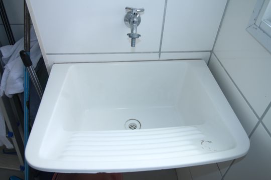 Área de Serviço de apartamento para alugar com 2 quartos, 48m² em Vista Alegre, Rio de Janeiro