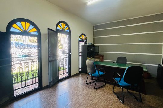 Casa para alugar com 3 quartos, 161m² em Parque Taquaral, Campinas