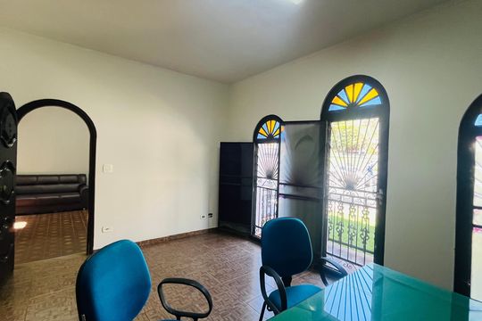 Casa para alugar com 3 quartos, 161m² em Parque Taquaral, Campinas