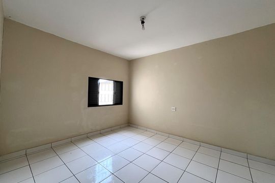 Quarto 1 de casa para alugar com 3 quartos, 80m² em Jardim Leonor, Campinas