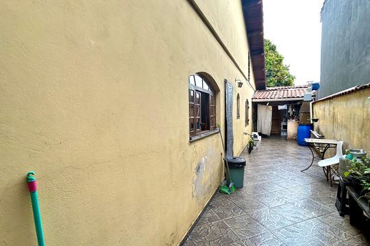 Quintal e Garagem de casa para alugar com 3 quartos, 138m² em Jardim America, Guarulhos