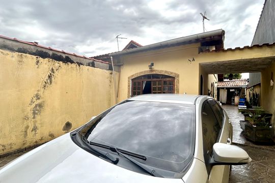 Quintal e Garagem de casa para alugar com 3 quartos, 138m² em Jardim America, Guarulhos