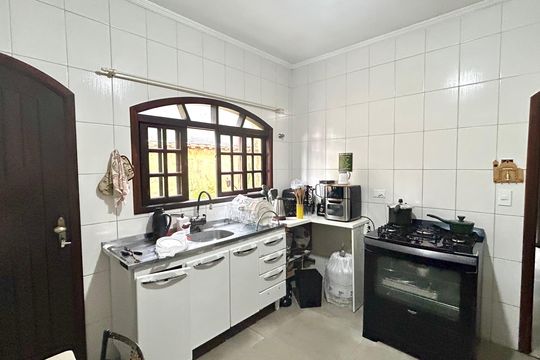 Cozinha de casa para alugar com 3 quartos, 138m² em Jardim America, Guarulhos