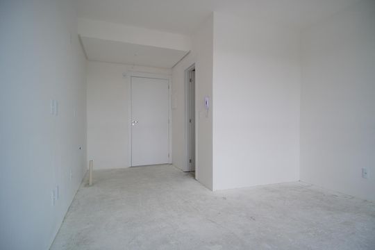 Cozinha de kitnet/studio à venda com 1 quarto, 24m² em Cristo Redentor, Porto Alegre