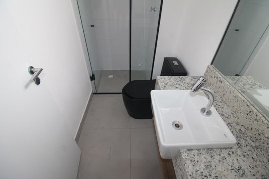 Banheiro de apartamento para alugar com 2 quartos, 35m² em Santana, São Paulo