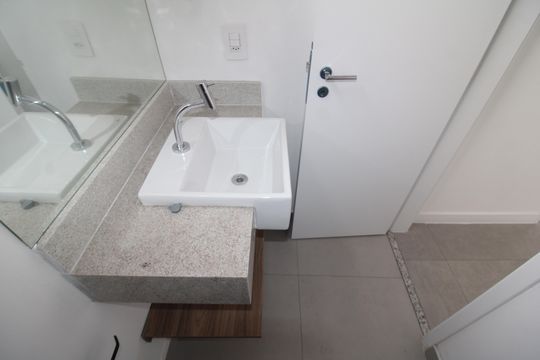Banheiro de apartamento para alugar com 1 quarto, 35m² em Santana, São Paulo