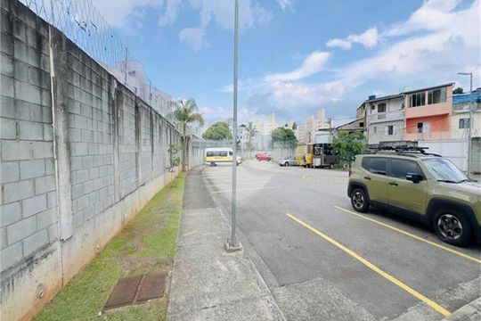 Apartamento à venda com 2 quartos, 55m² em Chácara Santana, São Paulo