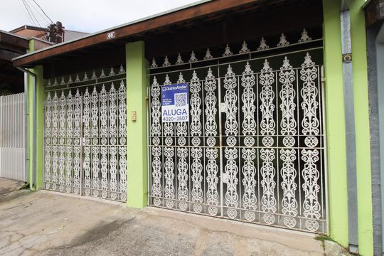 Garagem de casa para alugar com 2 quartos, 85m² em Conjunto Residencial Trinta E Um de Marco, São José dos Campos