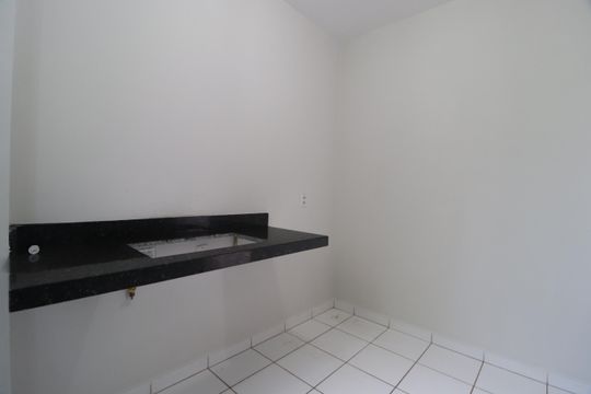 Cozinha de apartamento para alugar com 2 quartos, 49m² em Shopping Park, Uberlândia