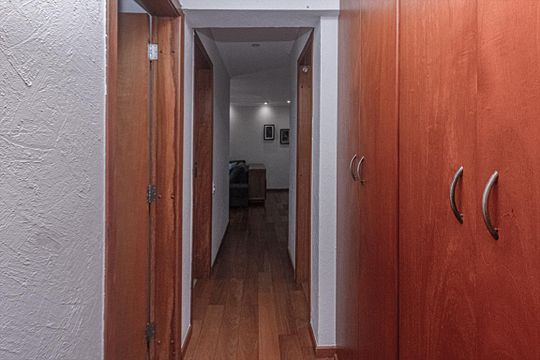 corredor para os cômodos_2 de apartamento à venda com 3 quartos, 104m² em Vila Gumercindo, São Paulo