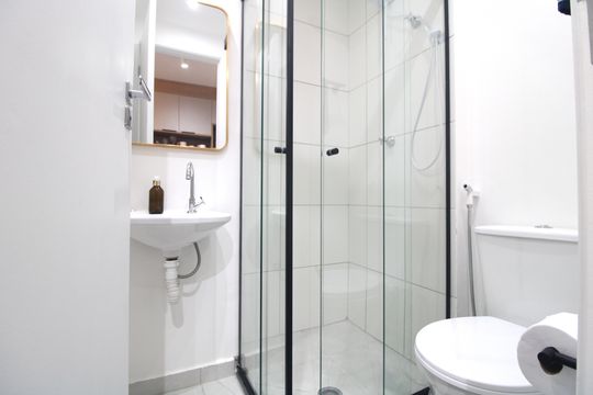 Banheiro de kitnet/studio à venda com 1 quarto, 20m² em Planalto Paulista, São Paulo