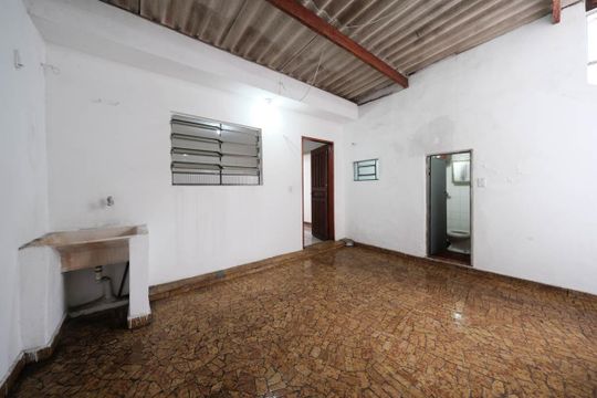Área de Serviço de casa para alugar com 1 quarto, 160m² em Jardim Ponte Rasa, São Paulo