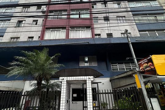 Fachada do Prédio de apartamento para alugar com 1 quarto, 50m² em Centro, São Vicente