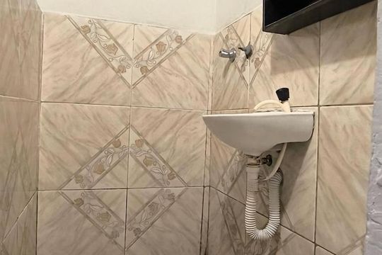 Banheiro de kitnet/studio para alugar com 1 quarto, 30m² em São Paulo, Belo Horizonte