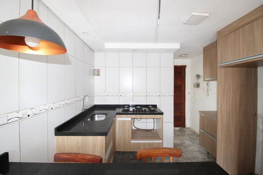 Sala/Cozinha de apartamento para alugar com 2 quartos, 43m² em Conjunto Habitacional Santa Etelvina Ii, São Paulo