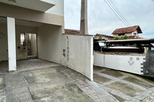 Garagem de casa para alugar com 2 quartos, 60m² em Cacupé, Florianópolis