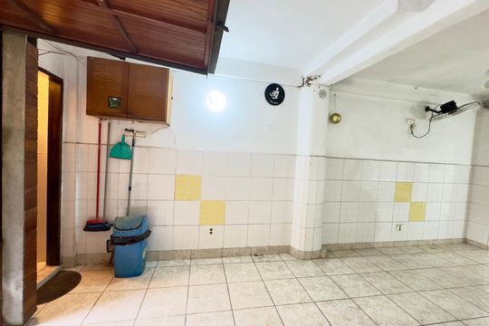 Garagem de casa para alugar com 3 quartos, 180m² em Vila Augusta, Guarulhos