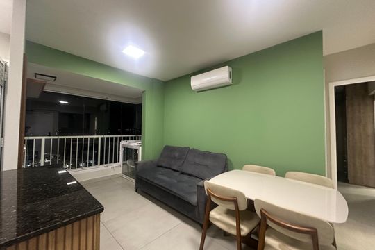 Sala de apartamento para alugar com 2 quartos, 69m² em Vila Nilva, Barueri