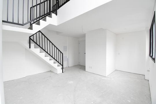 Apartamento à venda com 1 quarto, 60m² em Centro, Curitiba
