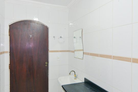 Banheiro de casa para alugar com 2 quartos, 100m² em Jardim Aida, Guarulhos