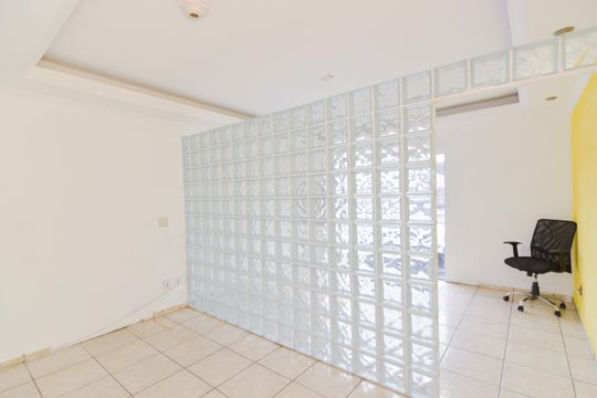 Sala de casa para alugar com 2 quartos, 100m² em Jardim Aida, Guarulhos