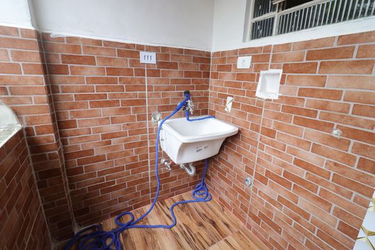 Área de Serviço de casa para alugar com 2 quartos, 64m² em Jardim Lallo, São Paulo