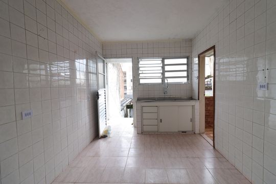 Casa para alugar com 2 quartos, 64m² em Jardim Lallo, São Paulo