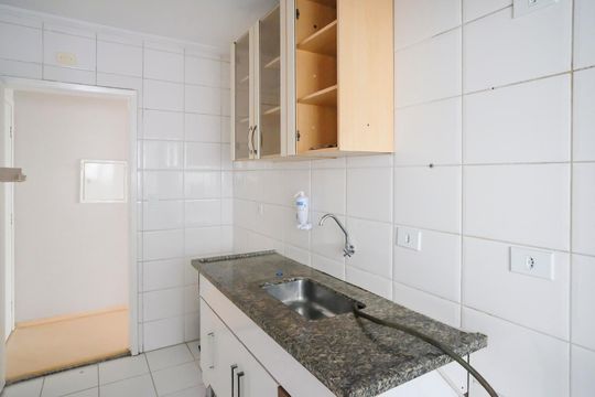 Cozinha de apartamento para alugar com 3 quartos, 60m² em Fundação, São Caetano do Sul