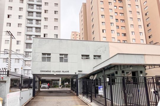 Fachada + plaquinha de apartamento para alugar com 3 quartos, 60m² em Fundação, São Caetano do Sul