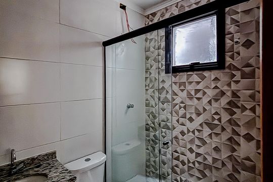 Banheiro de apartamento para alugar com 1 quarto, 36m² em Vila Carrão, São Paulo
