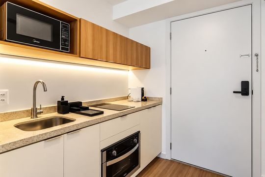 Cozinha de kitnet/studio para alugar com 1 quarto, 28m² em Partenon, Porto Alegre