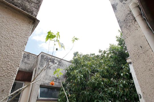 Sala Vista de apartamento para alugar com 2 quartos, 54m² em Cidade Baixa, Porto Alegre