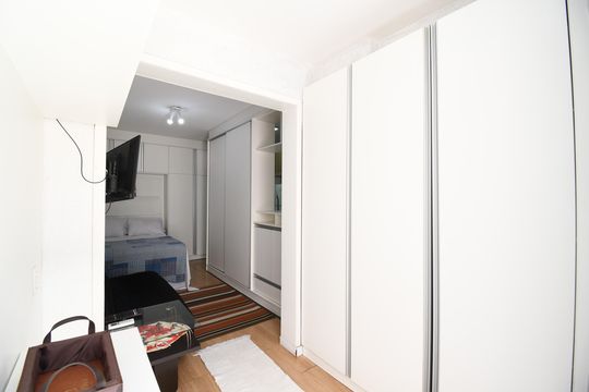 Kitnet/Studio para alugar com 1 quarto, 56m² em Centro, Curitiba