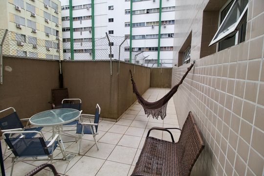 Varanda de apartamento para alugar com 1 quarto, 56m² em Centro, Curitiba