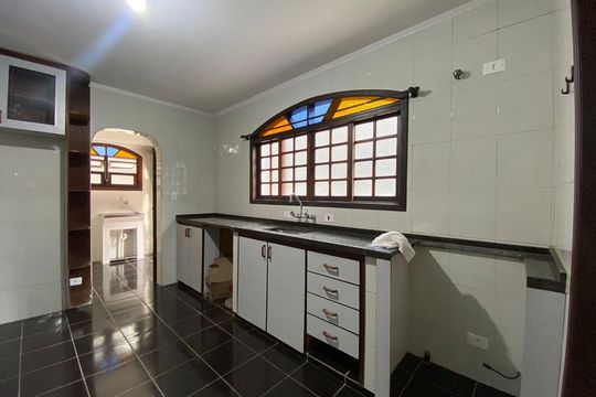 Cozinha de casa à venda com 3 quartos, 184m² em Jardim Itapoan, Santo André